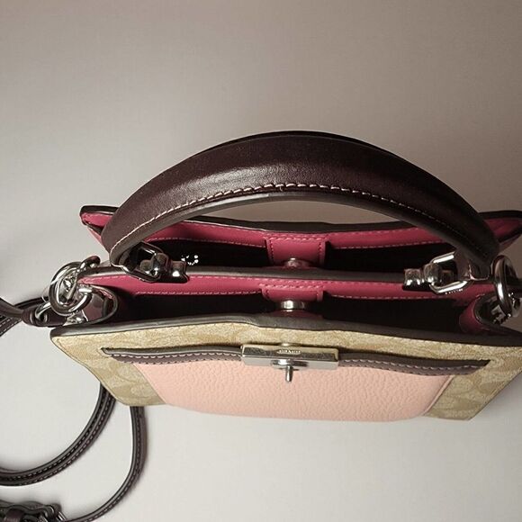 NWT Coach C8318 Signature Mini Lane Top Handle Light Pink Multi - Picture 8 of 8